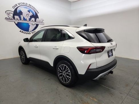 New 2025 Ford Escape Base w/ Class II Trailer Tow Package image 5