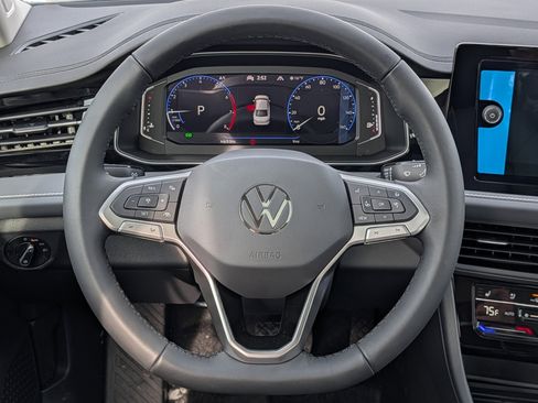 New 2026 Volkswagen Jetta SEL image 9