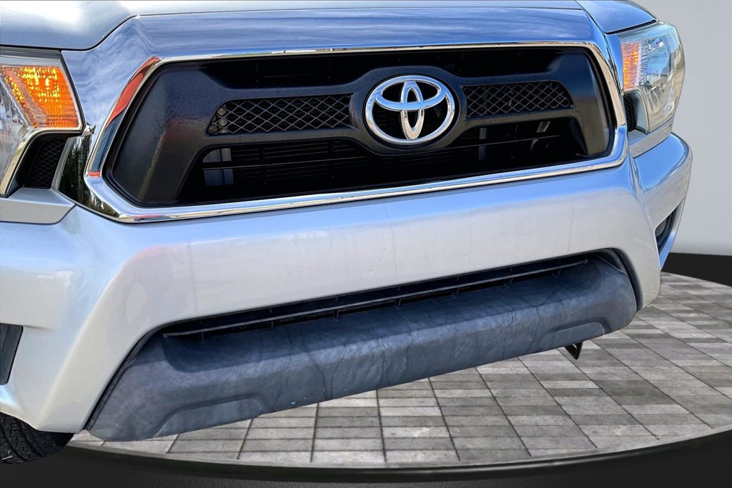 Used 2012 Toyota Tacoma PreRunner w/ SR5 Pkg RWD image 28
