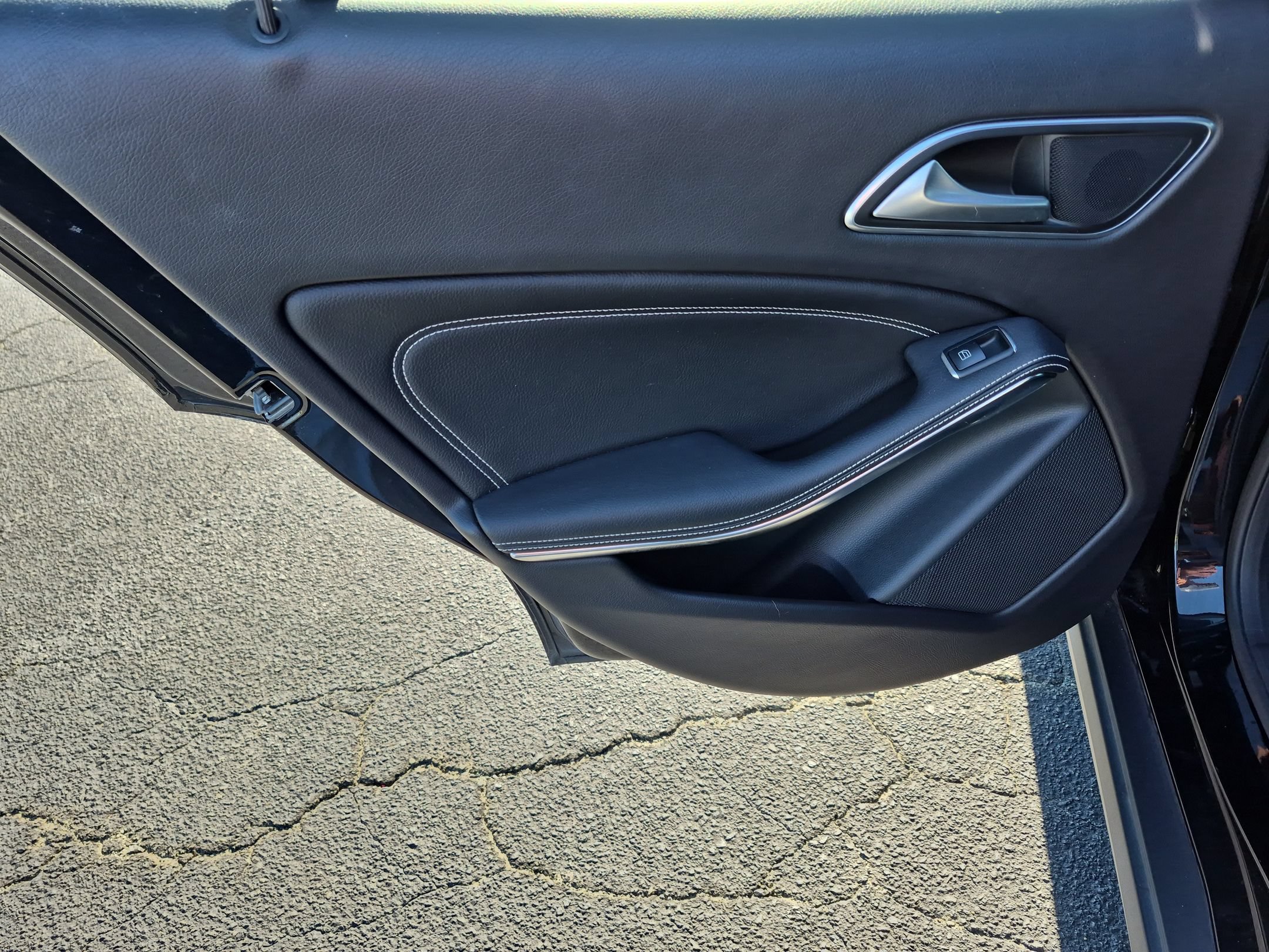 Used 2019 Mercedes-Benz GLA 250 4MATIC image 27