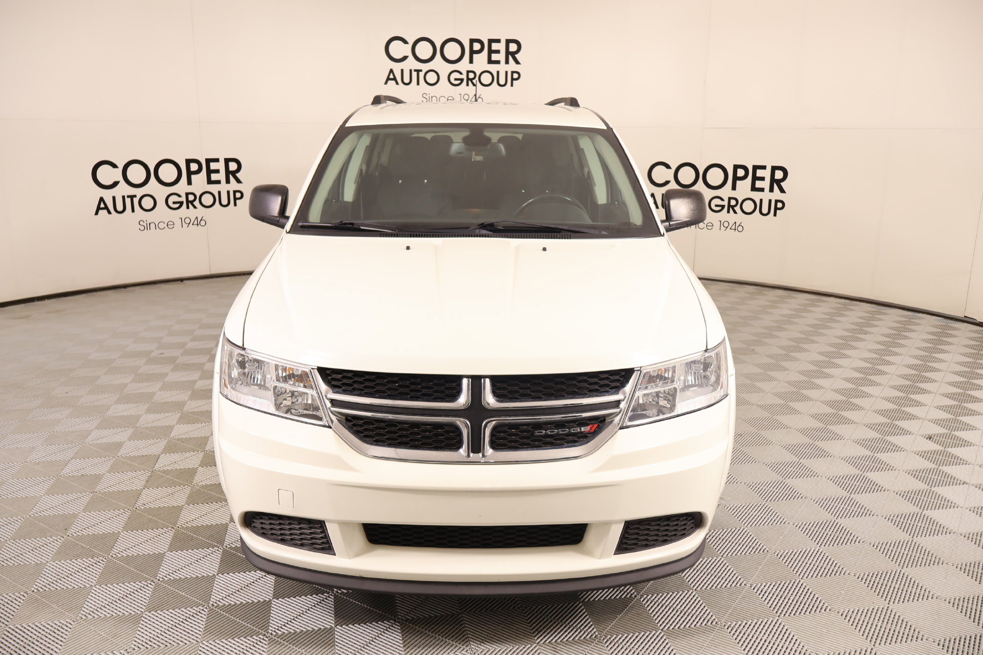 Used 2020 Dodge Journey SE w/ SE Popular Equipment Group FWD image 8