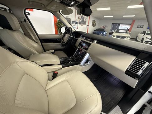 Used 2020 Land Rover Range Rover HSE AWD/4WD image 14