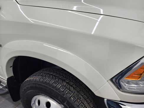 Used 2018 RAM 3500 Laramie image 23