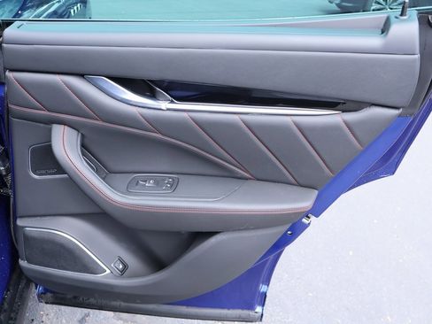 Used 2024 Maserati Levante GT Ultima image 16