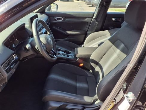 Used 2025 Honda Civic Sport image 15