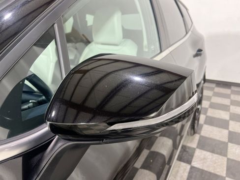 Used 2023 Kia Sportage EX image 13