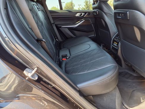 Used 2023 BMW X5 xDrive40i AWD/4WD image 14