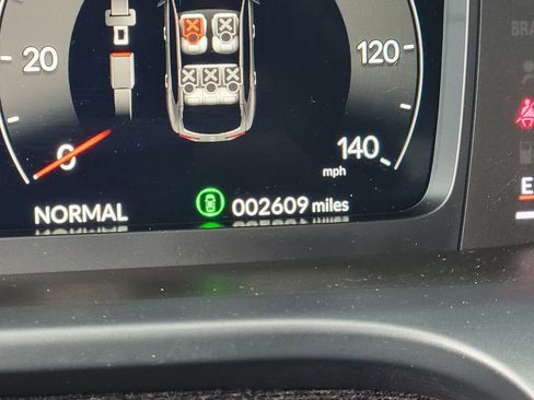 Certified 2025 Acura ADX A-Spec image 28