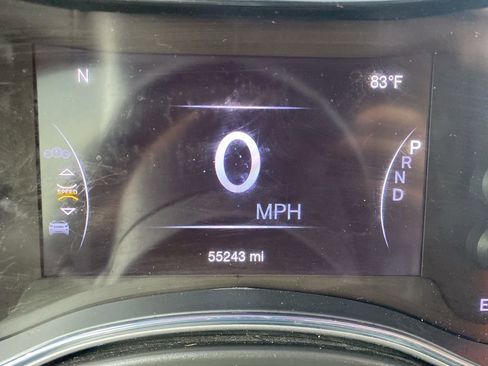 Used 2021 Jeep Grand Cherokee Laredo X image 20