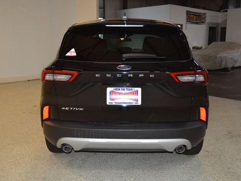 Used 2025 Ford Escape Active FWD image 4