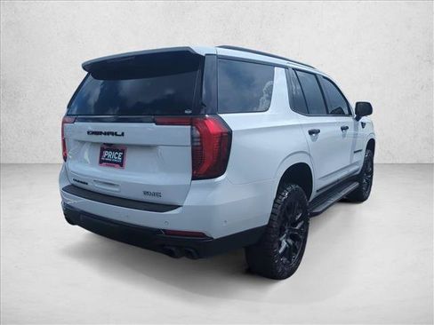 Used 2026 GMC Yukon Denali w/ LPO, Floor Liner Package AWD/4WD image 5