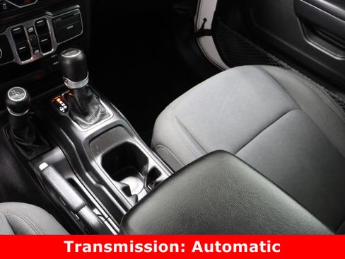 Used 2021 Jeep Wrangler Unlimited Sport image 16