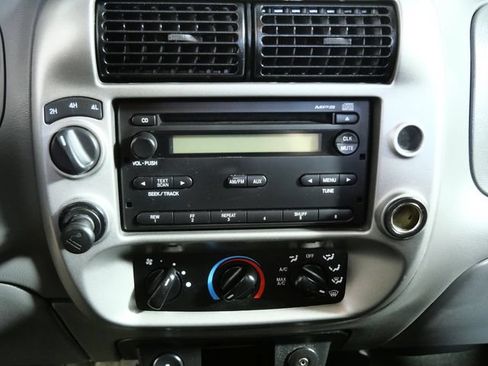 Used 2011 Ford Ranger XLT AWD/4WD image 21