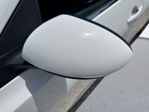 Used 2024 Nissan Sentra SV FWD image 13