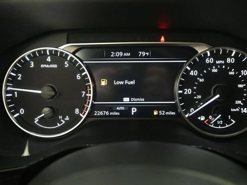 Used 2024 Nissan Pathfinder SV AWD/4WD image 12