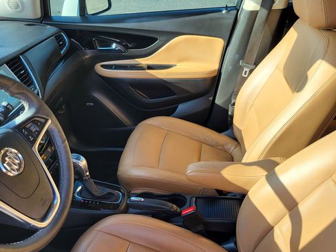 Used 2018 Buick Encore Premium image 31