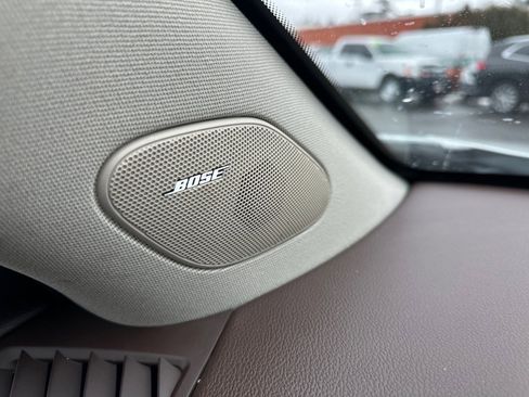 Used 2011 Cadillac SRX Luxury image 34