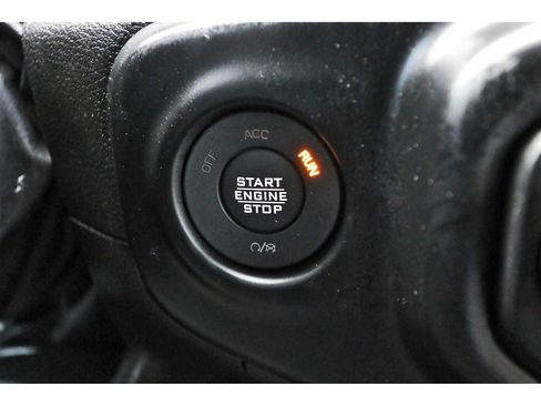 Used 2023 Jeep Wrangler Unlimited w/ Sun & Screen Package image 25