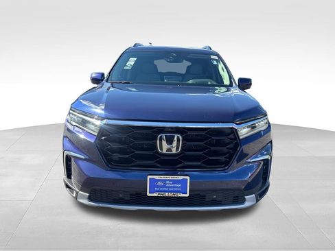 Used 2024 Honda Pilot Elite image 2