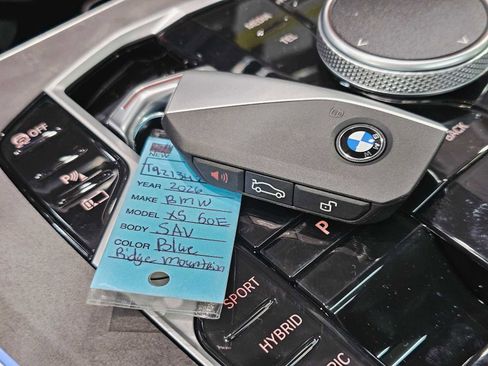 New 2026 BMW X5 xDrive50e w/ Climate Comfort Package image 30