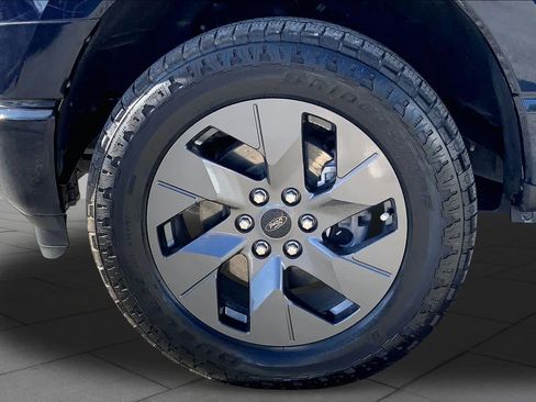Used 2023 Ford F150 Lightning Lariat AWD/4WD image 10