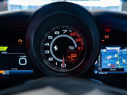 Certified 2023 Ferrari F8 Tributo RWD image 31