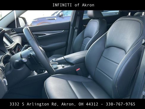 Used 2025 INFINITI QX50 Pure image 38