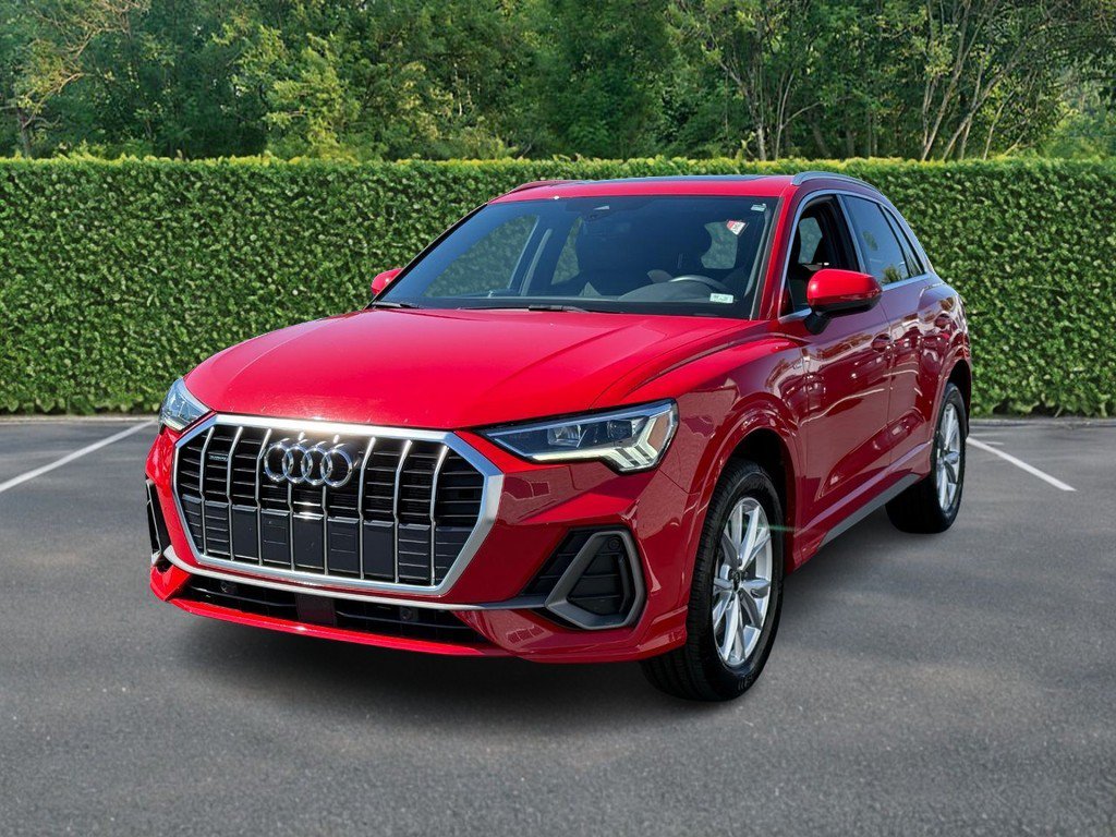 Used 2025 Audi Q3 2.0T Premium AWD/4WD image 8