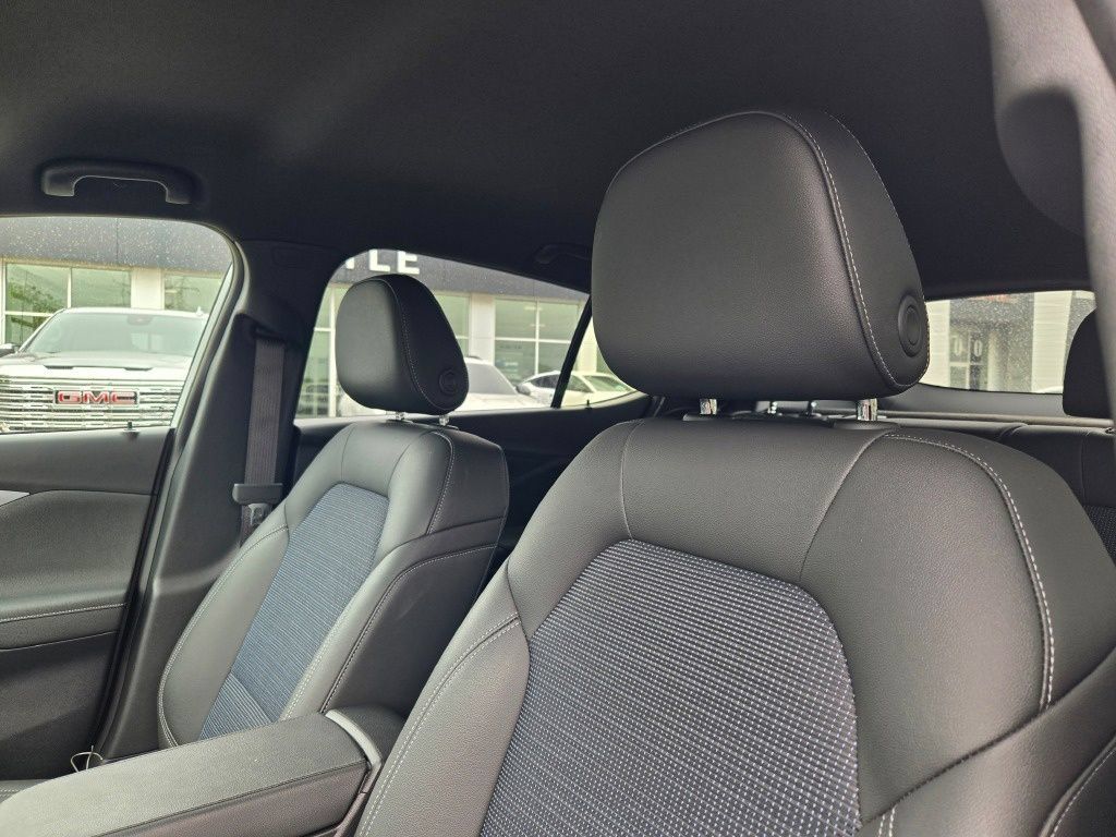 New 2026 Buick Envista Preferred FWD image 5