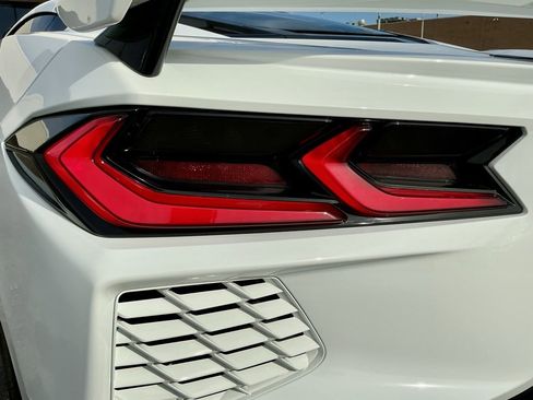 Used 2025 Chevrolet Corvette Stingray Preferred Cpe w/ Z51 Performance Package image 15