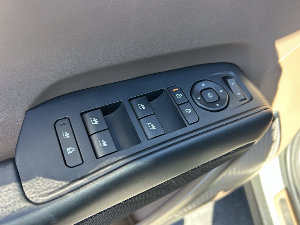 Used 2024 Kia EV9 GT-Line AWD/4WD image 20