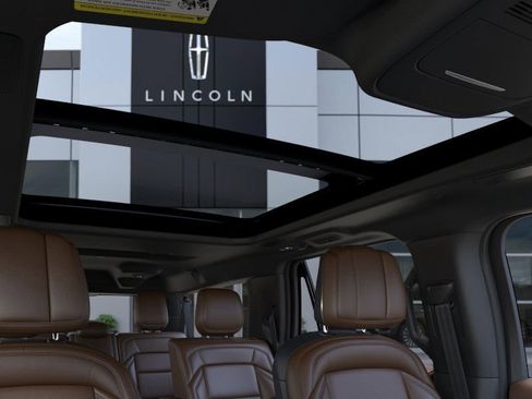 New 2026 Lincoln Navigator L Reserve image 22