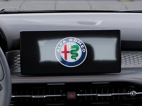 New 2025 Alfa Romeo Tonale AWD/4WD image 25