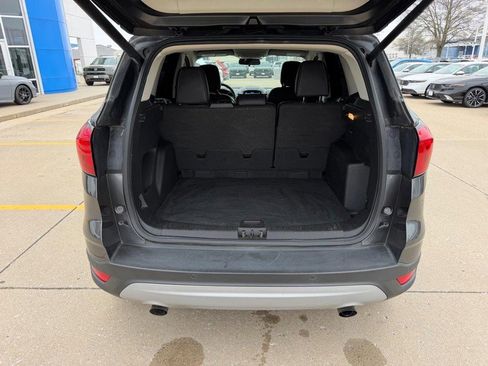 Used 2019 Ford Escape SEL image 4