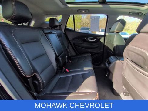 Used 2022 GMC Terrain AT4 AWD/4WD image 28