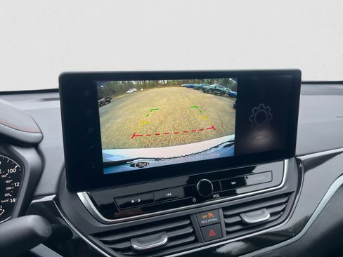 Certified 2025 Nissan Altima 2.5 SR w/ SR Premium Package FWD image 21