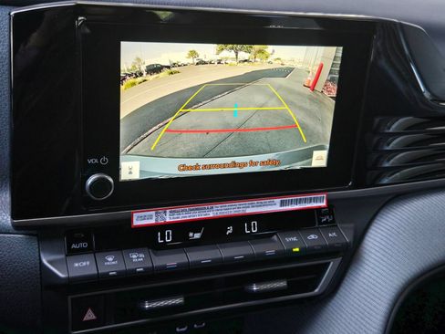 Used 2026 Toyota Camry SE w/ Convenience Package FWD image 13