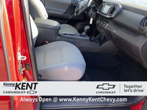 Used 2019 Toyota Tacoma SR w/ SX Package image 17