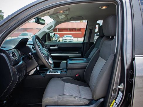 Used 2014 Toyota Tundra SR5 w/ SR5 Upgrade Package RWD image 14