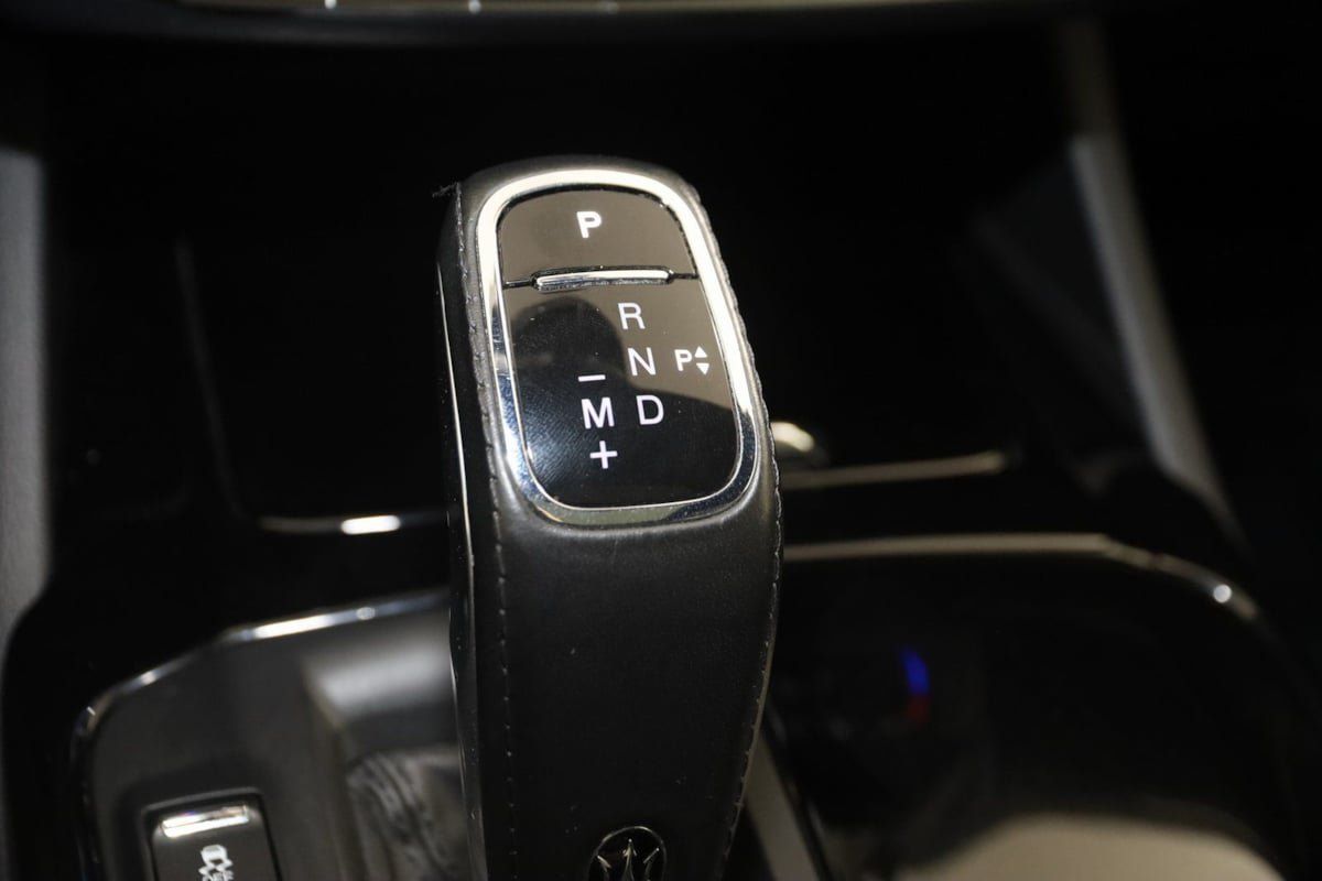 Used 2022 Maserati Levante Modena AWD/4WD image 7