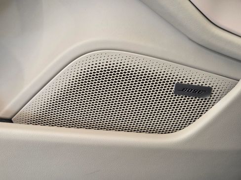 New 2026 Porsche Taycan 4S AWD/4WD image 16