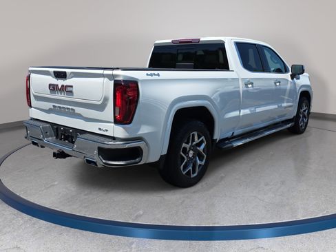 Used 2024 GMC Sierra 1500 SLT w/ SLT Premium Plus Package AWD/4WD image 5