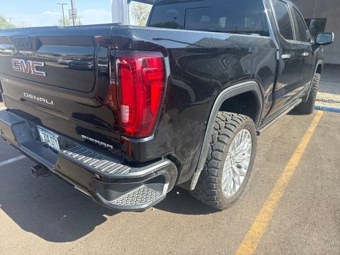 Used 2019 GMC Sierra 1500 Denali w/ Denali Ultimate Package AWD/4WD image 10