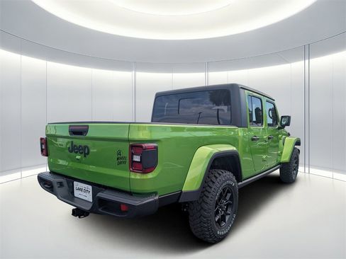 New 2025 Jeep Gladiator Willys image 4