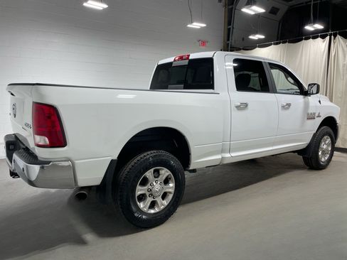 Used 2018 RAM 2500 SLT AWD/4WD image 4