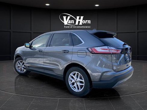 Certified 2024 Ford Edge SEL image 3