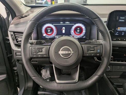 Used 2023 Nissan Rogue Platinum w/ Platinum Premium Package image 20