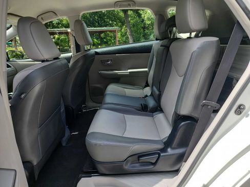 Used 2015 Toyota Prius V Four FWD image 24