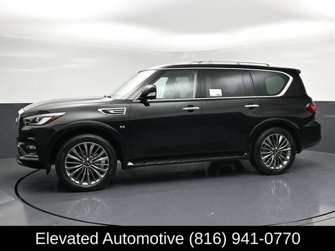Used 2018 INFINITI QX80 4WD w/ Driver Assistance Package image 2