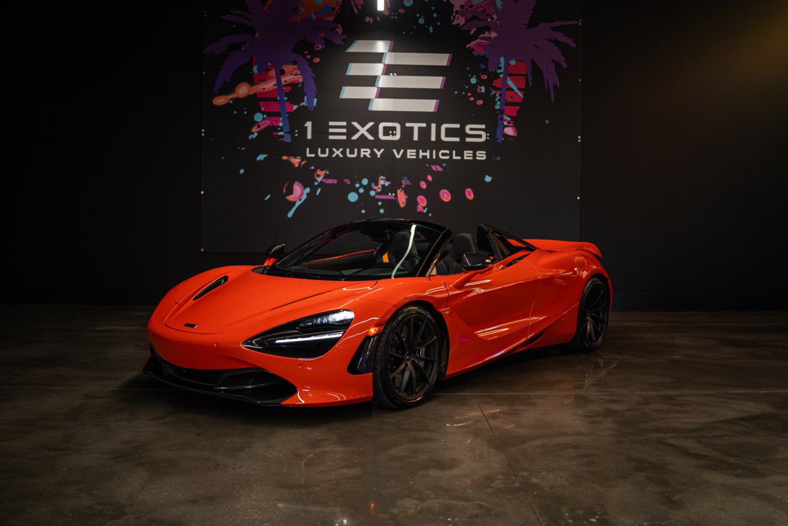 Used 2020 McLaren 720S Spider RWD image 3